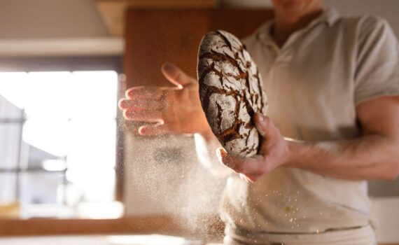 Il trucco per conservare il pane in frigorifero: il metodo che non conoscevi