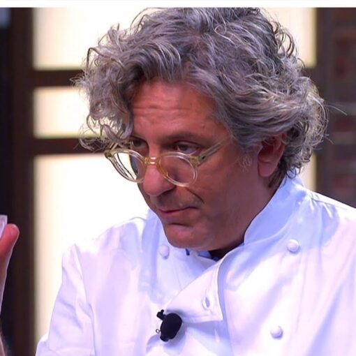 Minestrone, Locatelli rivoluziona il brodo con super ingrediente: "Basta un cucchiaino"