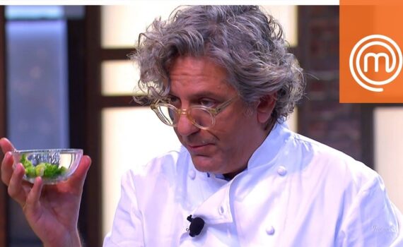 Minestrone, Locatelli rivoluziona il brodo con super ingrediente: "Basta un cucchiaino"