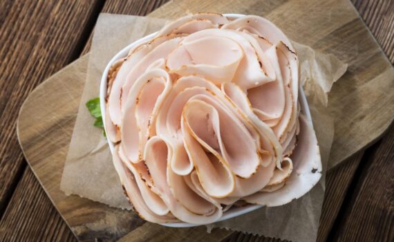 Ritirati dal mercato di Petto di Pollo al Forno e Integratore Alimentare per Rischi Allergici e Microbiologici