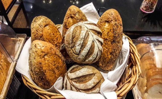 Mangiare Pane integrale 7 giorni su 7: fa davvero bene? Ecco la verità