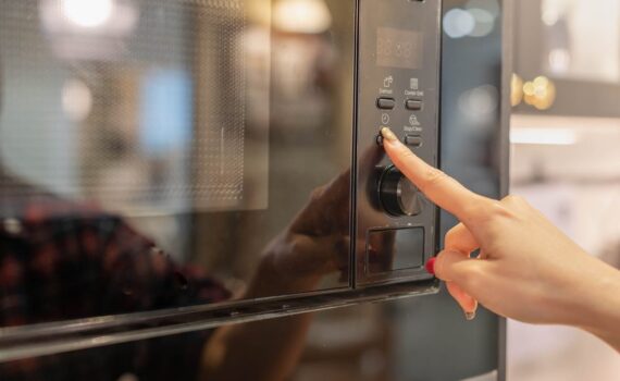 Elettrodomestici: obsolescenza programmata o consumo eccessivo? Ecco la verità sulla loro durata