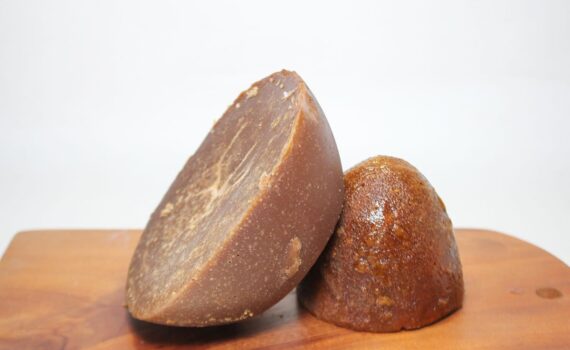 Allerta alimentare: richiamati zucchero di palma e chiodi di garofano per rischio allergeni e pesticidi