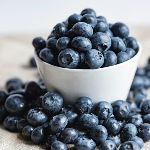 Flavonoidi: gli antiossidanti naturali che rallentano l’invecchiamento, specialmente nelle donne