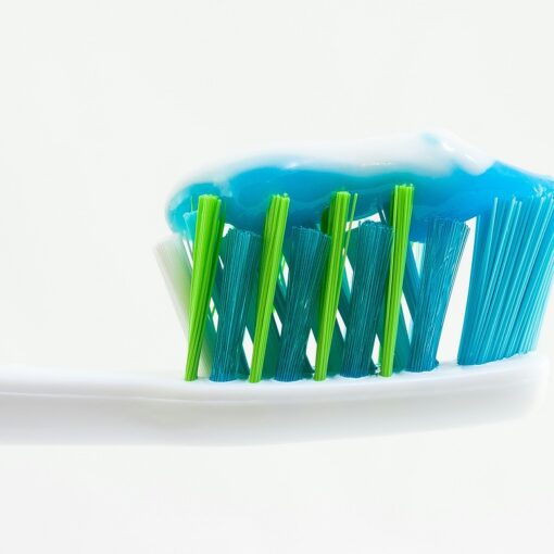 5 Cose da Sapere per Scegliere il Dentifricio Giusto