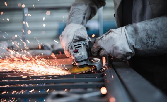 Spagna verso la settimana lavorativa ridotta: meno ore, stessi stipendi e più benessere