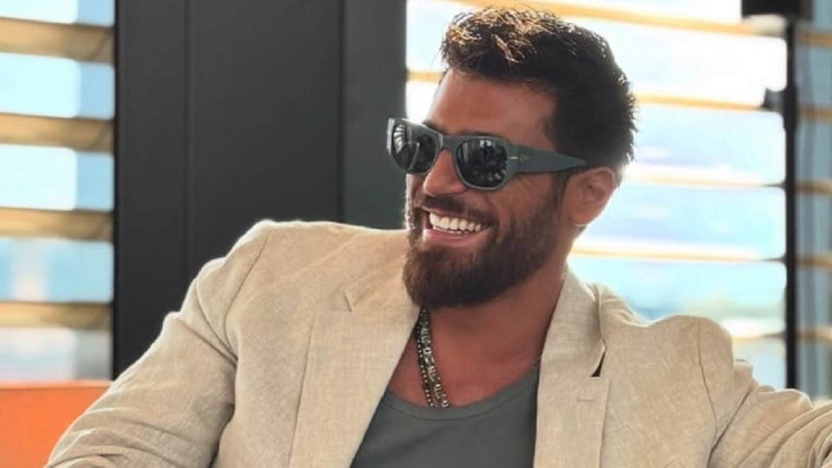 Can Yaman e Sara Bluma: le fan insorgono dopo l’annuncio del fidanzamento