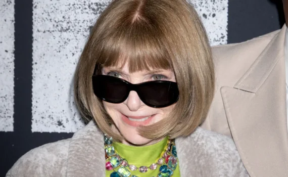Anna Wintour lascia la direzione di Vogue America dopo 37 anni