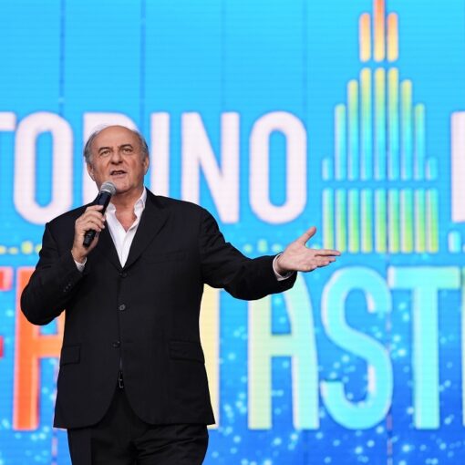 “Torino is Fantastic”: musica e star su Canale 5 con Gerry Scotti e Noemi