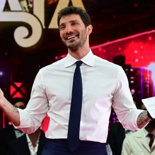 Francesco Paolantoni conferma: Stefano De Martino resta a Stasera tutto è possibile