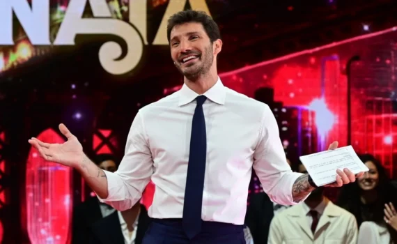 Francesco Paolantoni conferma: Stefano De Martino resta a Stasera tutto è possibile