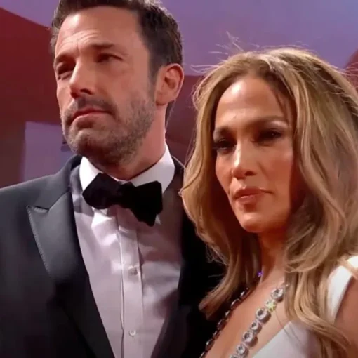 Jennifer Lopez lancia una frecciata a Ben Affleck: "Dalle macerie sono rinata"