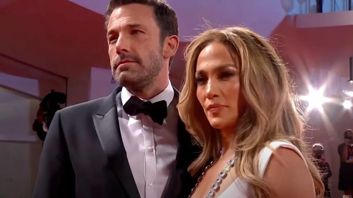 Jennifer Lopez lancia una frecciata a Ben Affleck: "Dalle macerie sono rinata"