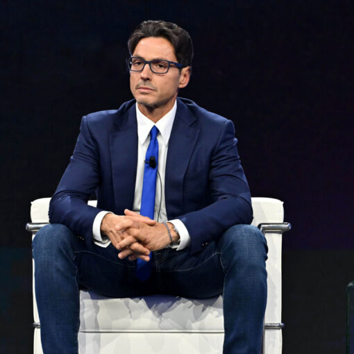 Mediaset, ecco il palinsesto dell’autunno 2025: tra grandi ritorni, volti nuovi e fiction cult