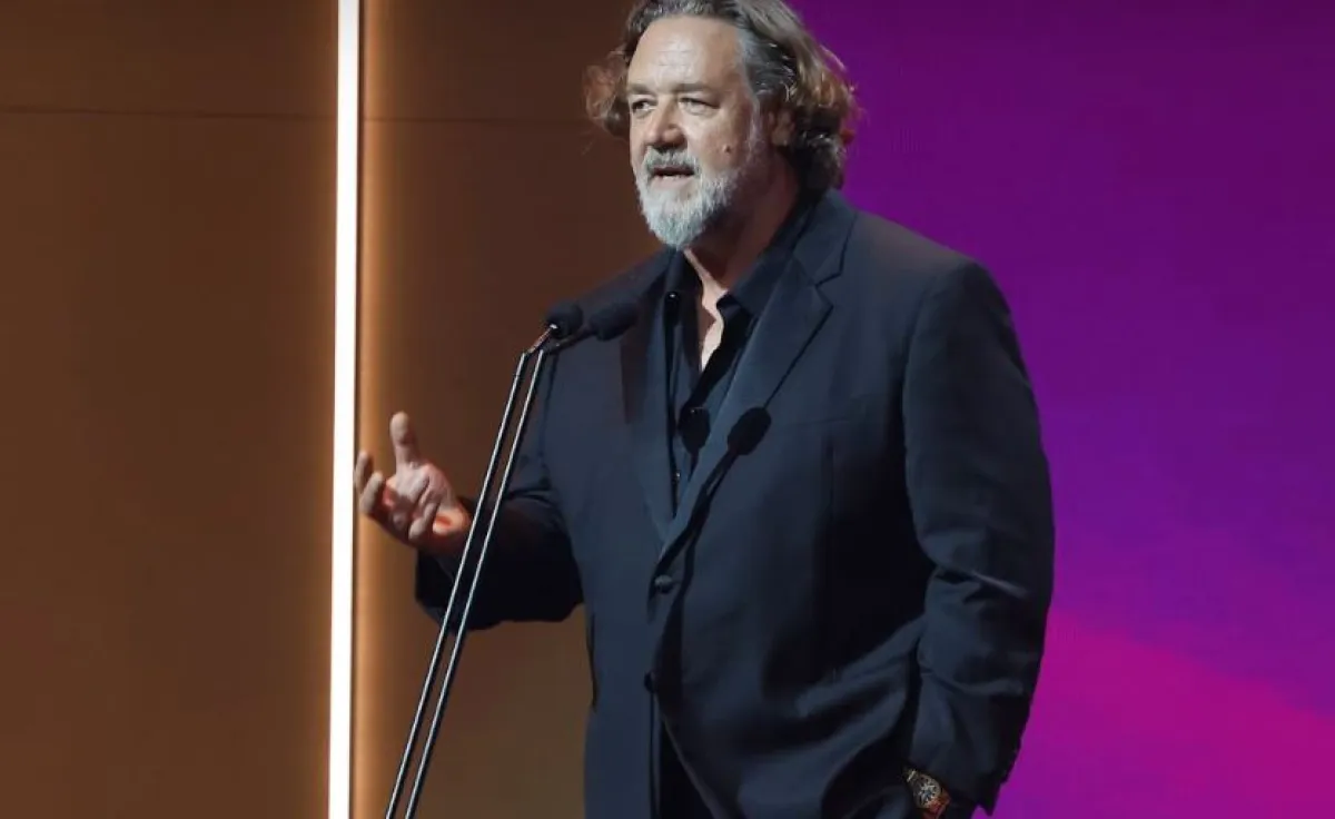 Russell Crowe in splendida forma: persi 13 chili e uno stile di vita completamente rinnovato