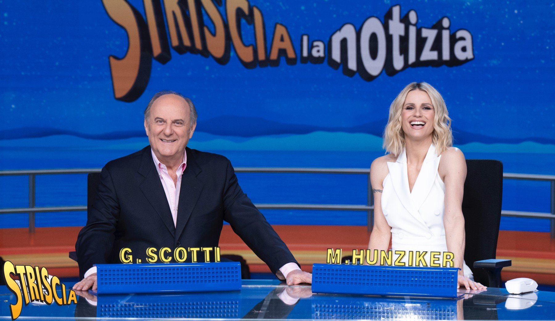 Striscia la Notizia rinviata a novembre: ecco cosa cambia su Canale 5 e Italia 1