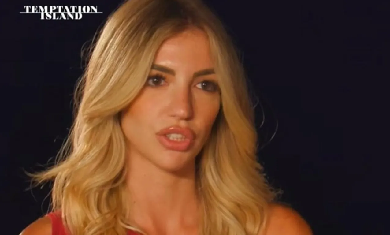Lucia Ilardo fuori controllo dopo Temptation Island: paparazzata con tre tentatori!