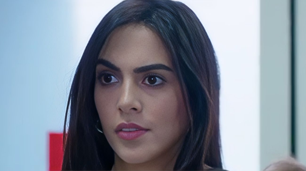 Rocío Muñoz Morales debutta al cinema con il nuovo, raffinato e crudele film di Enrico Vanzina